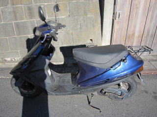 �A�h���X V100