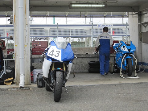 ���s�I���B