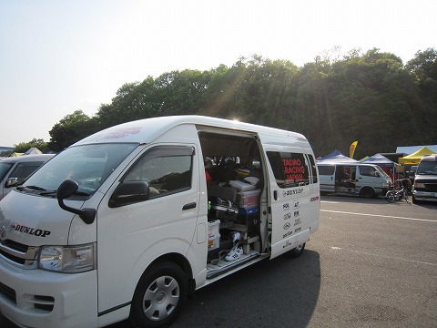 �ו��̐ςݍ��݊����B�@�P�����܂��B