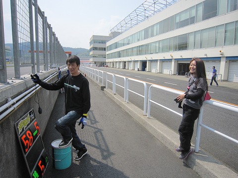 �s�b�g���[�h�ɂāB�@���K�Q�{�ځB�@�^�C����58�b�T�ł܂��܂��B