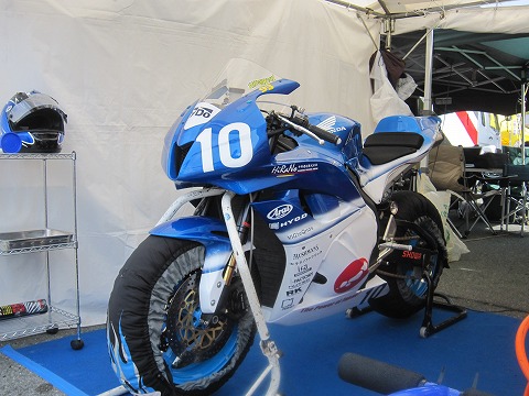 �}�V���̓j���[�J���[�����O�B