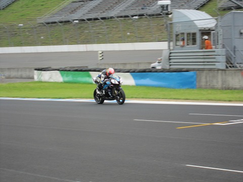 �ŏI���b�v�B�Ƒ��B