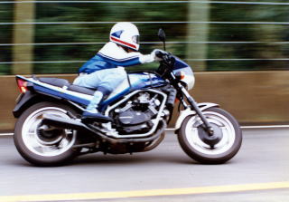 VF-400F�@����